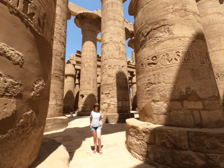Monumentalna świątynia w Karnaku
