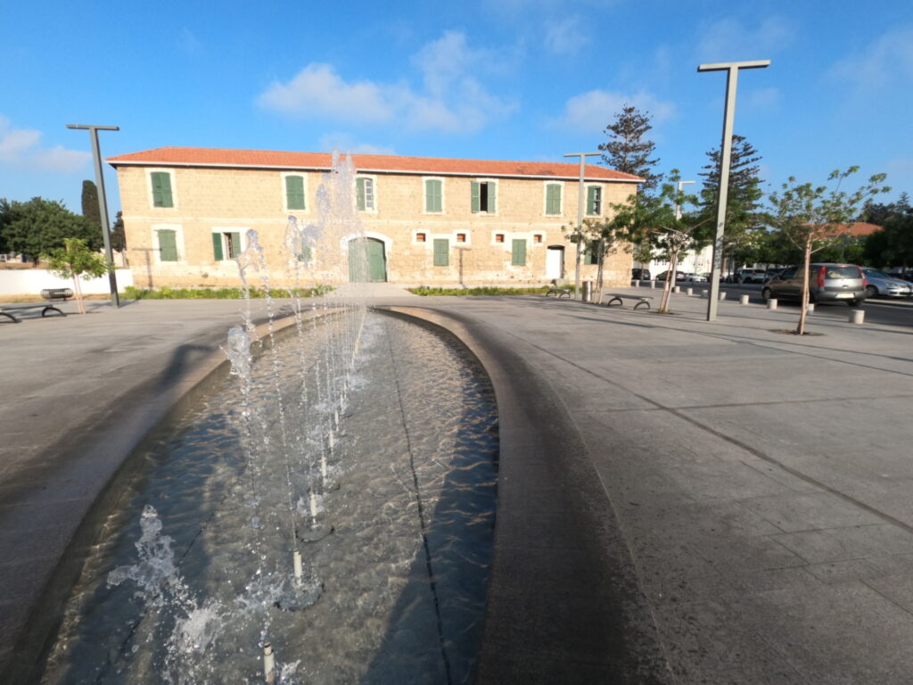 Fontanna w centrum Pafos