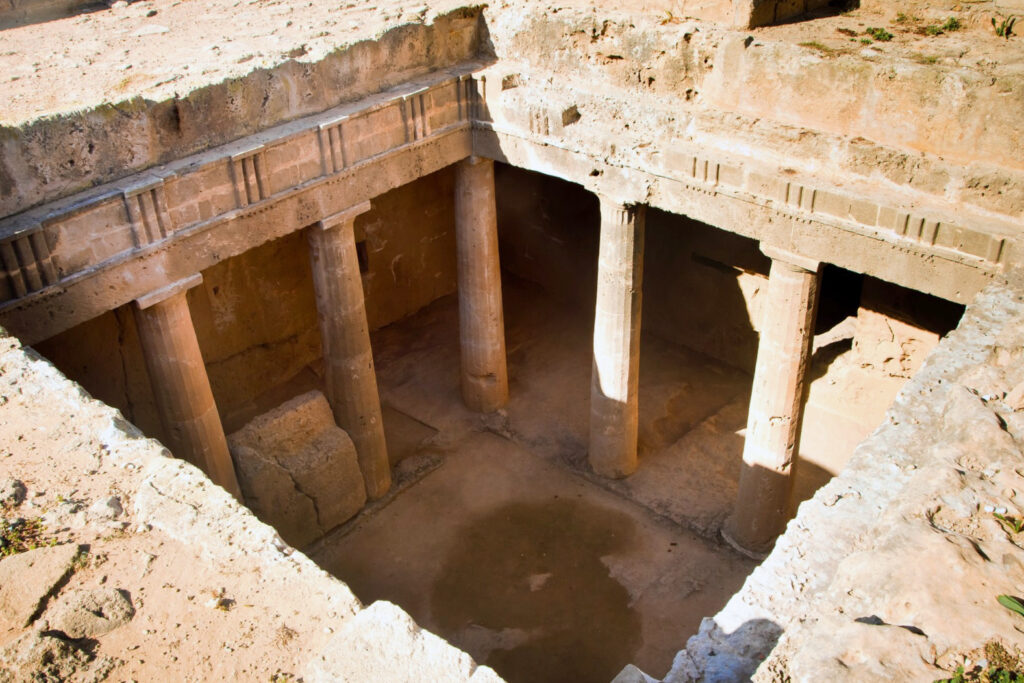 Grobowe Królewskie w Pafos