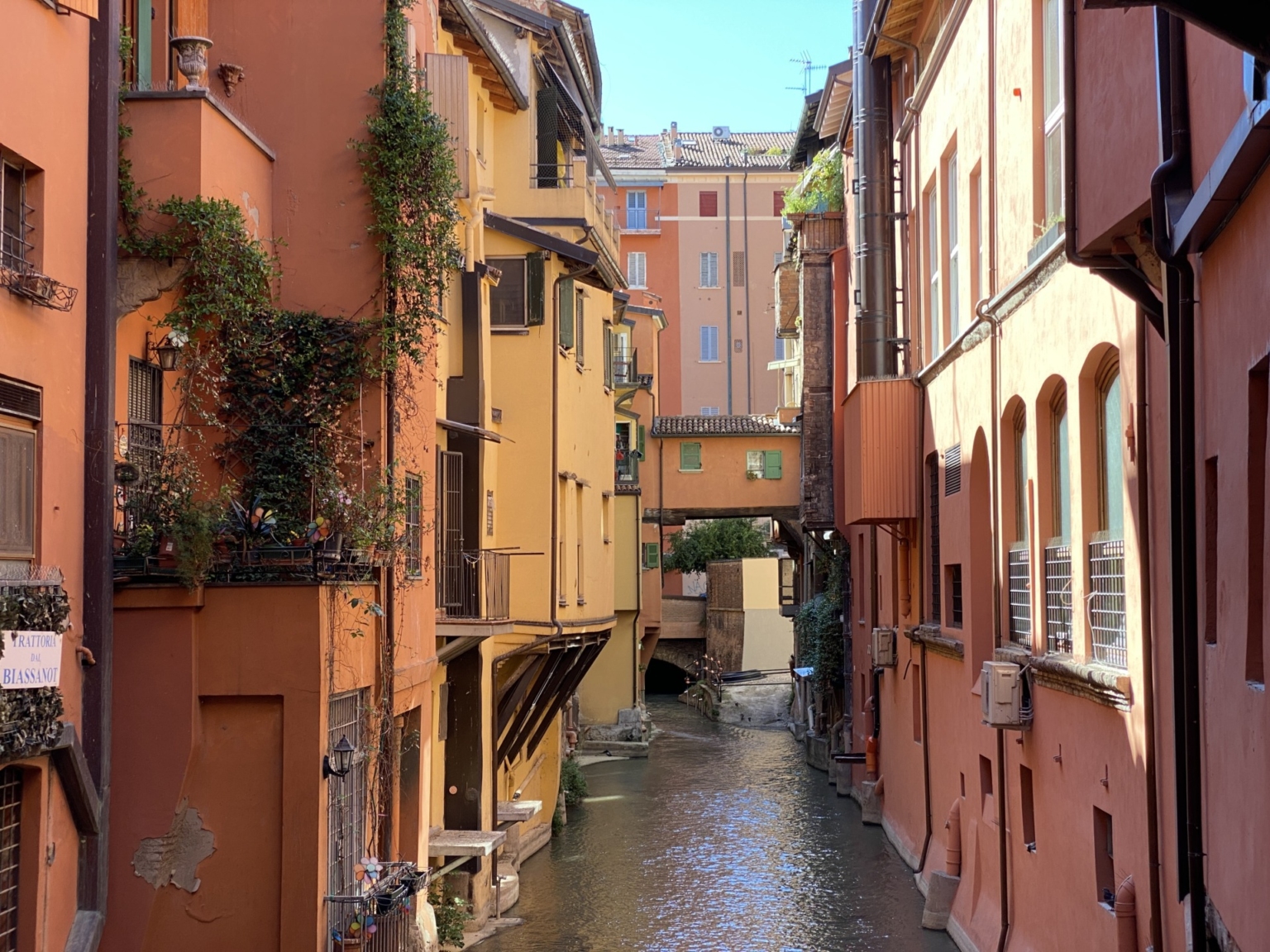 Bolonia co zobaczyć? Przewodnik po atrakcjach Bolonii zLukaszem