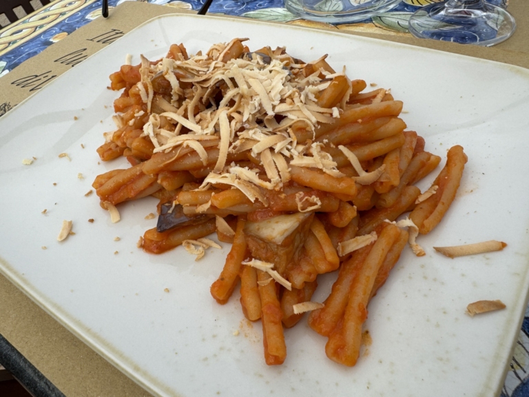 Pasta alla Norma - Sycylia co warto zjeść