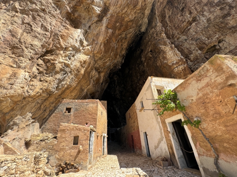 Grotta Mangiapane muzeum etnografii