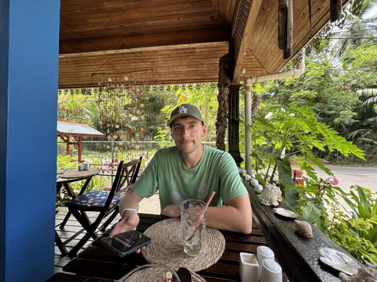 Island Cafe
