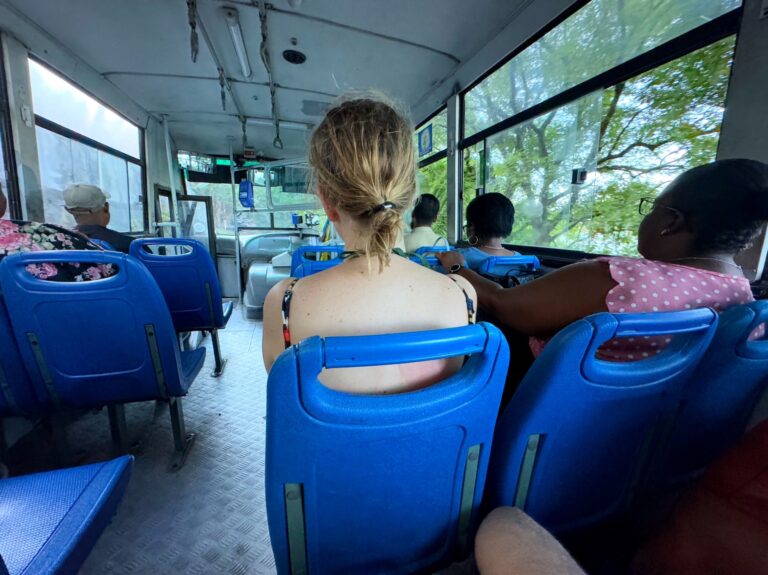 Seszele autobus w środku