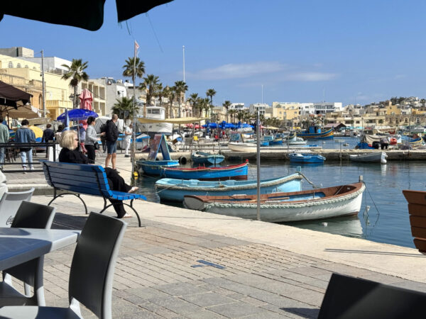 Łódki w Marsaxlokk - atrakcje Malty