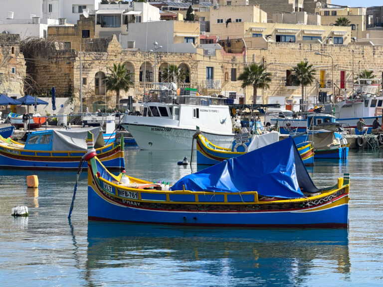 Łódź w Marsaxlokk, Malta - jedna z największych atrkacji