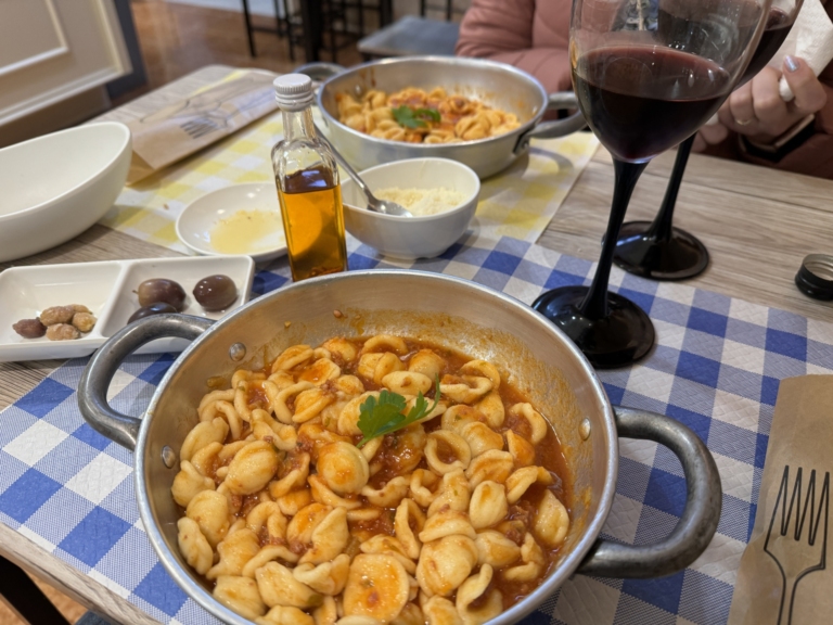 Makaron orecchiette w La Bottega del Tortellino Bari