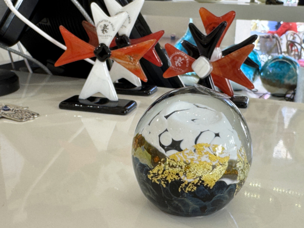 Szkło dekoracyjne w Vallettcie