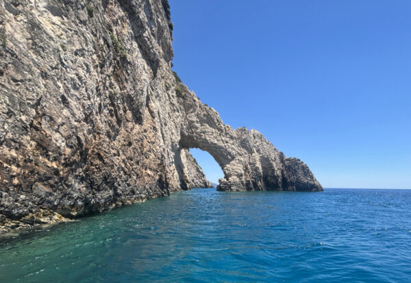 Łuk skalny na Zakynthos