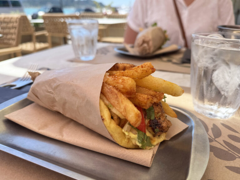 Pita souvlaki