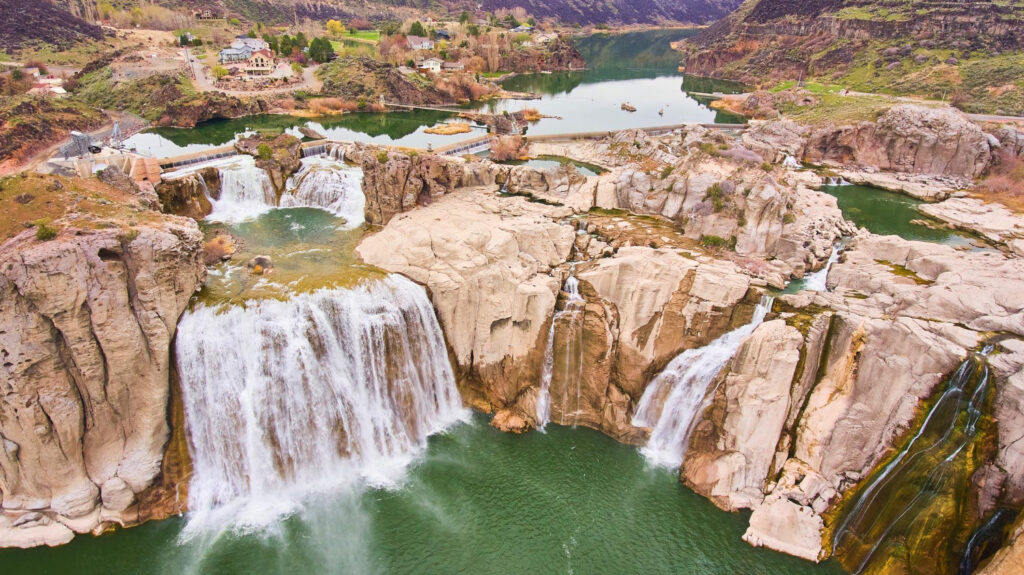 Shoshone Falls